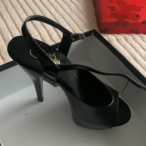 Pleasure Heels
